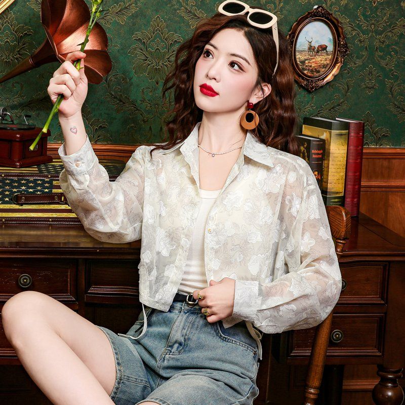 여름 여성 시스루 플라워 패턴 긴팔 크롭 블라우스 셔츠 스트링 카라 아이보리 - 상세 이미지 5