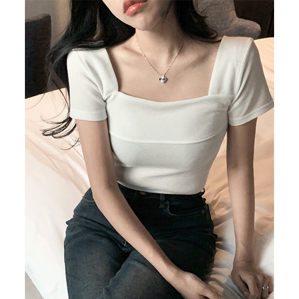 [세컨드세컨] 리어 스퀘어 반팔 티셔츠 : 세컨드세컨