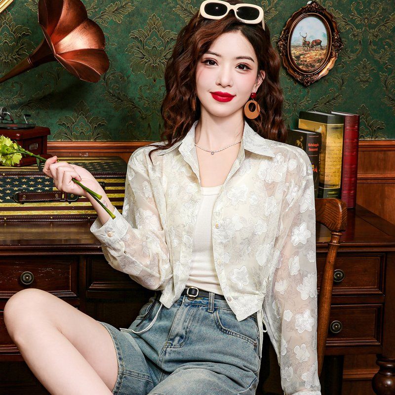 여름 여성 시스루 플라워 패턴 긴팔 크롭 블라우스 셔츠 스트링 카라 아이보리 - 상세 이미지 4