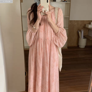 캔비 은은 플라워 쉬폰 루즈핏 맥시 롱원피스 2col 봄 여름 백리스 뒷... 착용 후기 | 사이즈/핏 총정리 - 상품 이미지 1