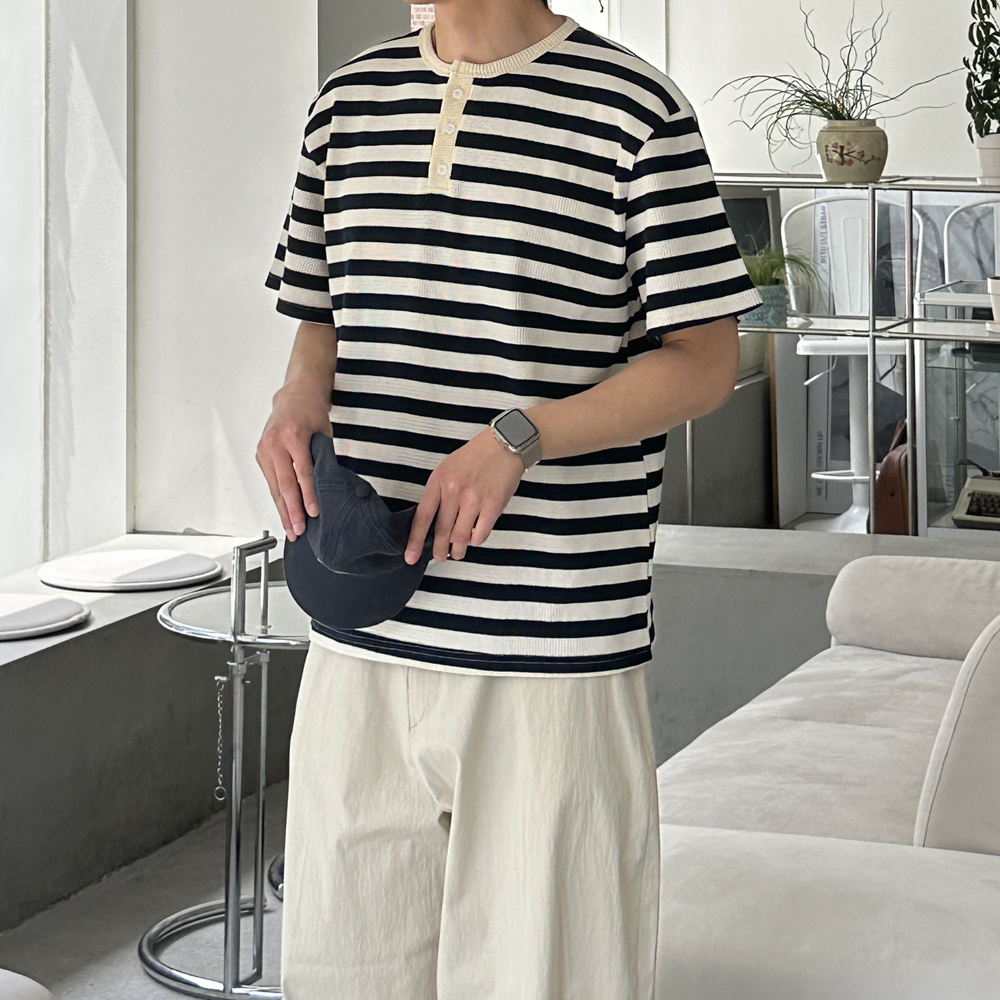 단가라 스트라이프 반팔 오버핏 헨리넥 커플 남자 반팔티 - 상품 이미지