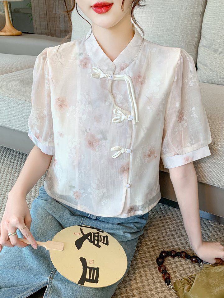 여성 여름 루즈핏 차이나넥 블라우스 단추 장식 플라워 패턴 반팔 아이보리 플라워 - 상세 이미지 4