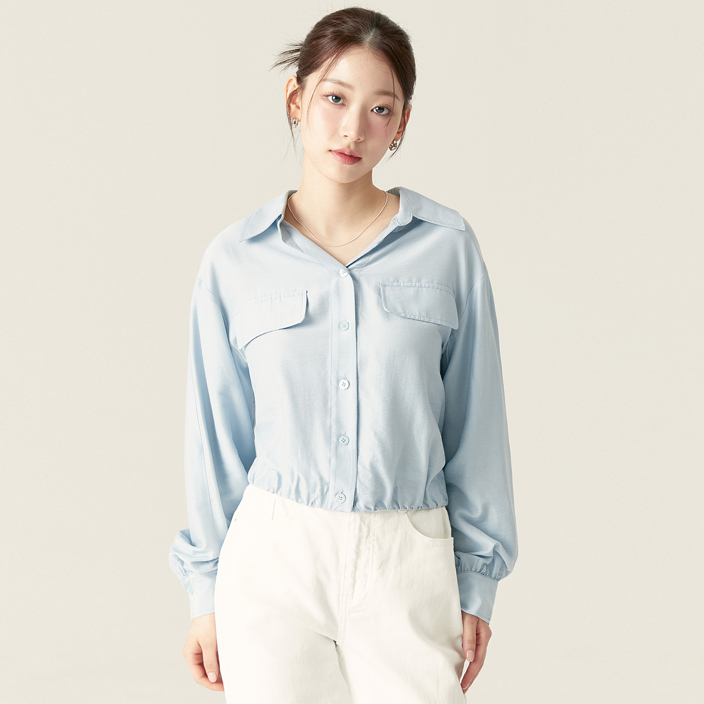 로엠 오픈 카라 밴딩 셔츠 RMYWF24R13 - 상세 이미지 2