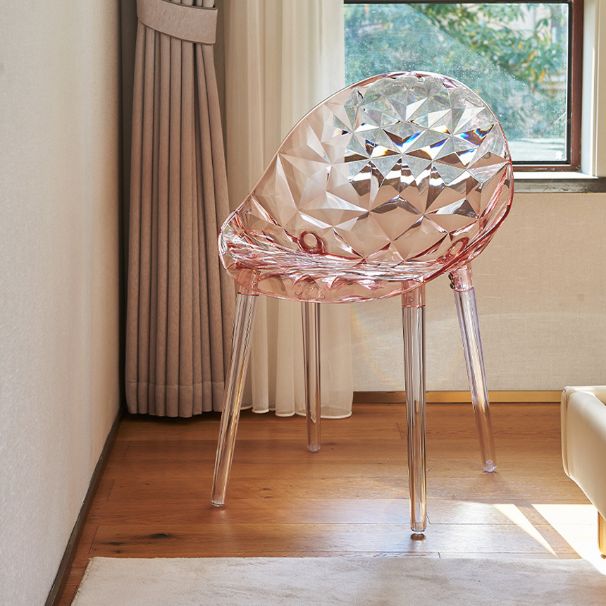 크리스탈 프리즘 카페 투명 업소용 체어 Crystal Prism Chair