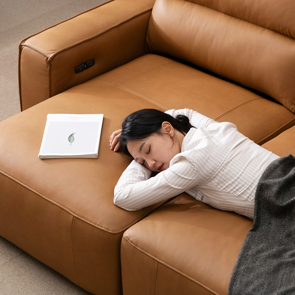 [NEW COLOR] 헤르짐머 메이븐 전동 리클라이너 슬라이드 모션 베드 천연 가죽 소파 스툴미포함, 아이보리, 6인용