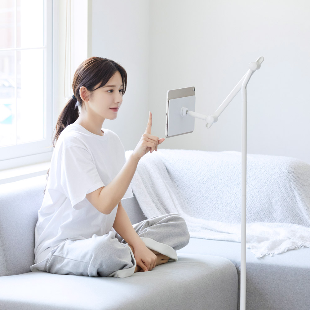 지니비 패드바이미 마그네틱 아이패드 거치대 침대 스탠드형 화이트, 아이패드 프로 28.2cm(11인치) M4 5세대