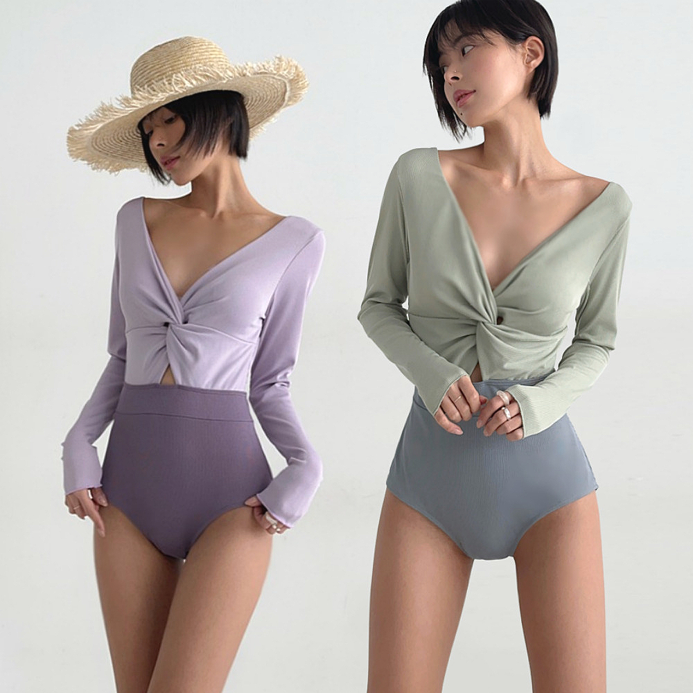 여성 모노키니 빅사이즈 체형커버 수영복 휴양지 긴팔 원피스수영복 래쉬가드 - 상품 이미지