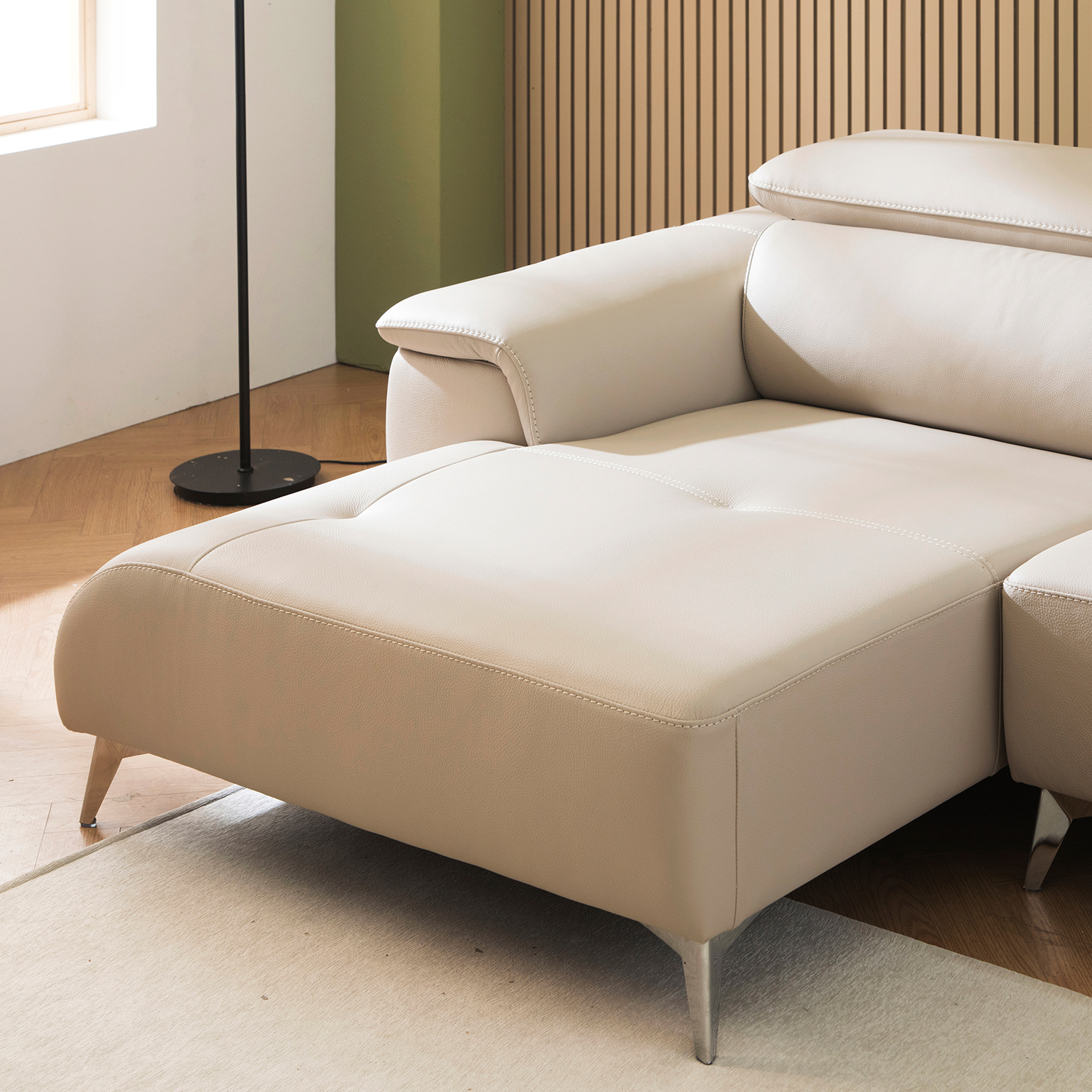 헤르짐머 르포엠 4인 카우치형 이태리 천연면피 가죽 소파