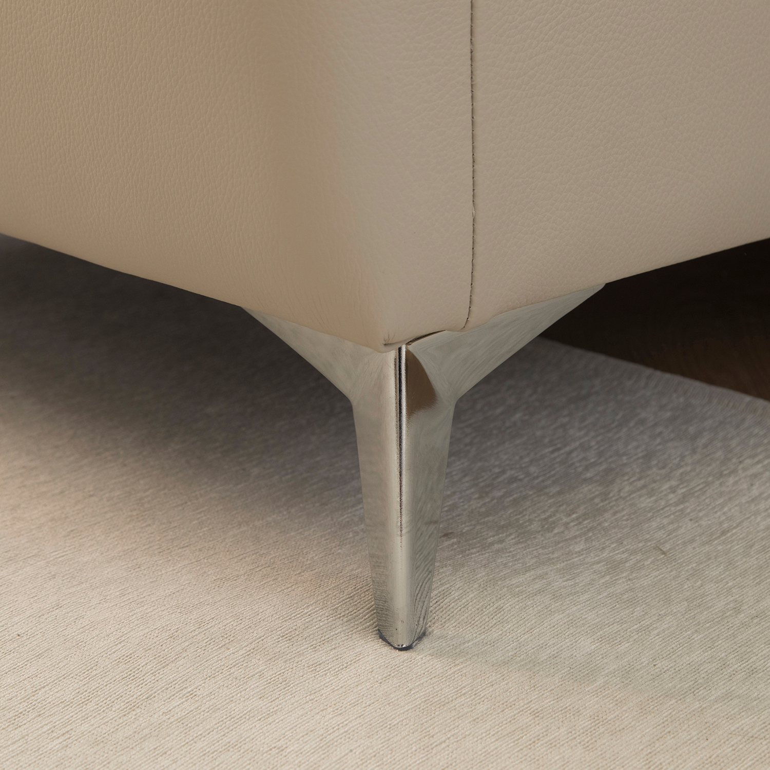 헤르짐머 르포엠 4인 이태리 천연면피 가죽 소파