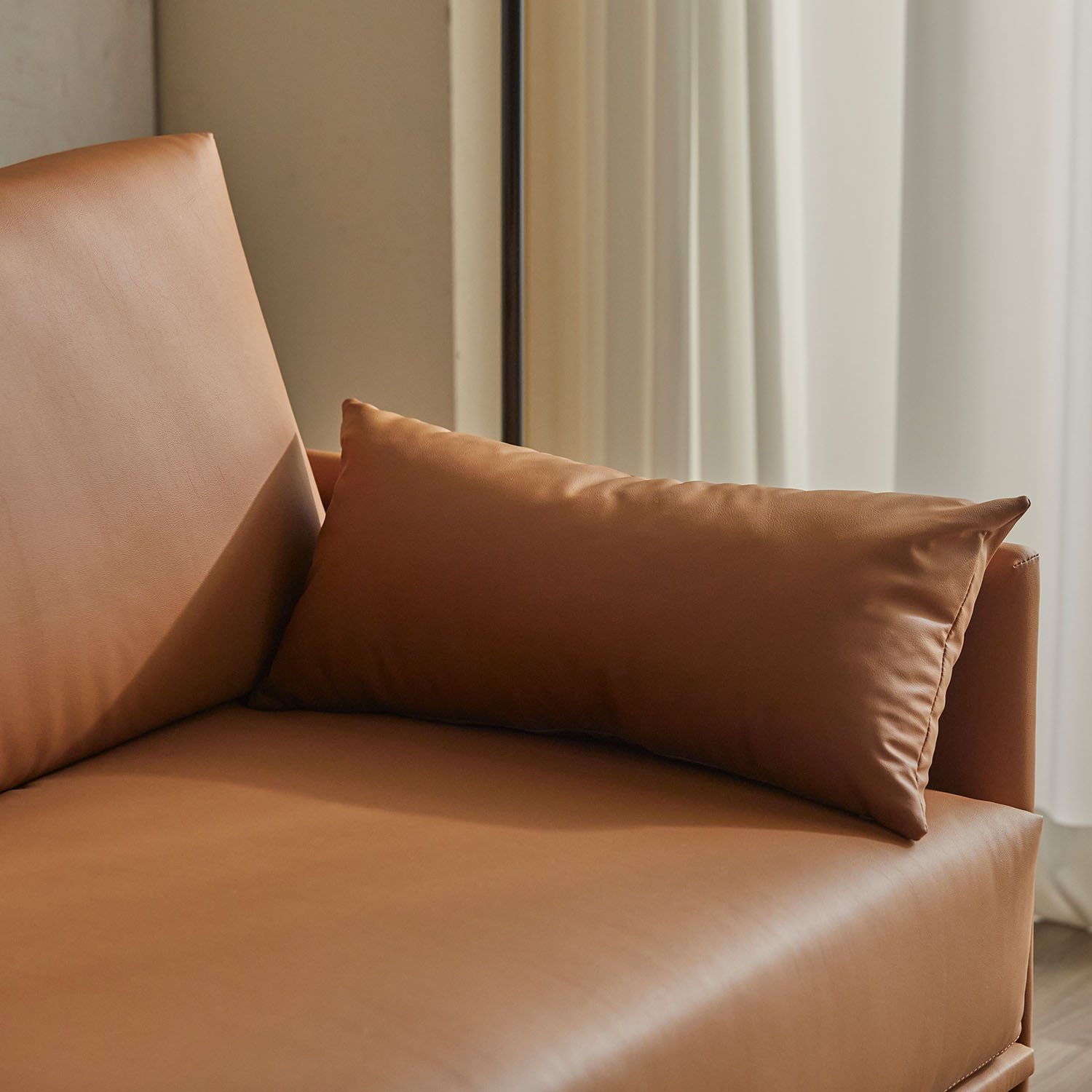 헤르짐머 폰드 모던 거실 인테리어 가죽소파 스툴미포함, 카멜브라운, 3인용