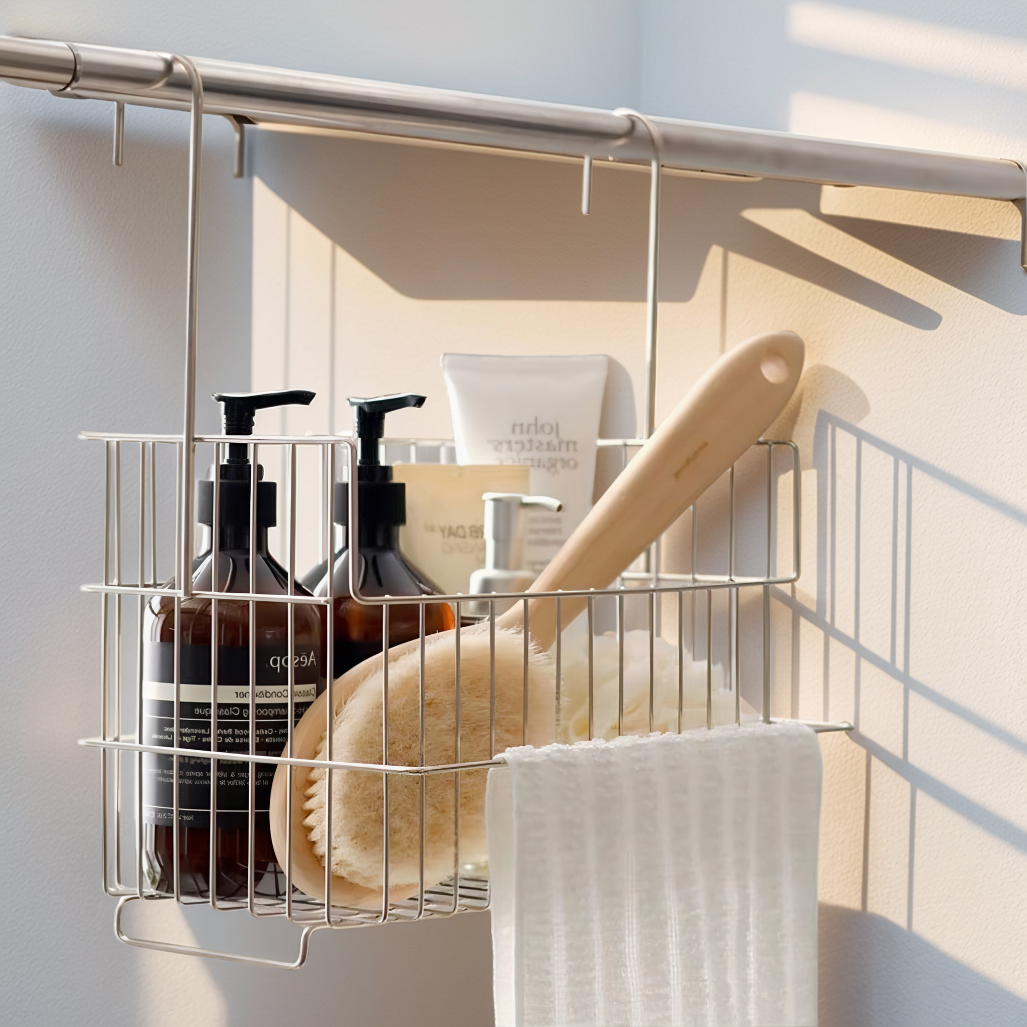 라슈에뜨 욕실 수건 선반 걸이형 다용도 욕실용품 정리 수납 철제 바스켓 행거 메탈실버