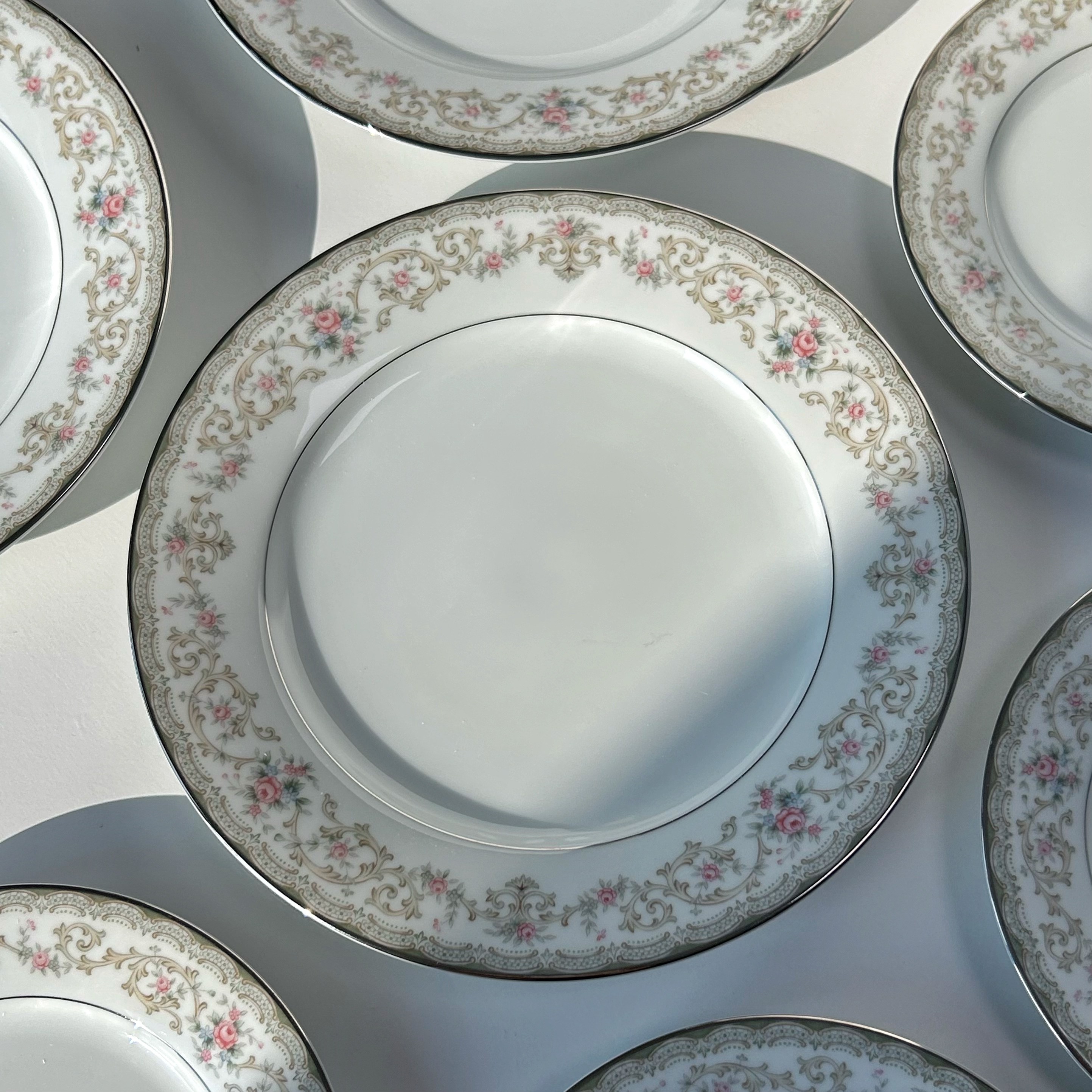 노리다케 엣지우드 플레이트 일본 빈티지접시 예쁜그릇 파스타 홈카페접시 수입그릇 브레드