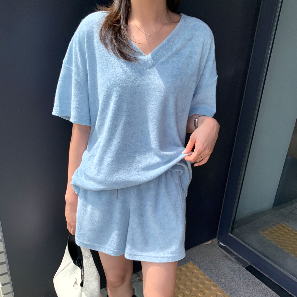 로비나 태리 반발 티셔츠 반바지 세트 - 상품 이미지