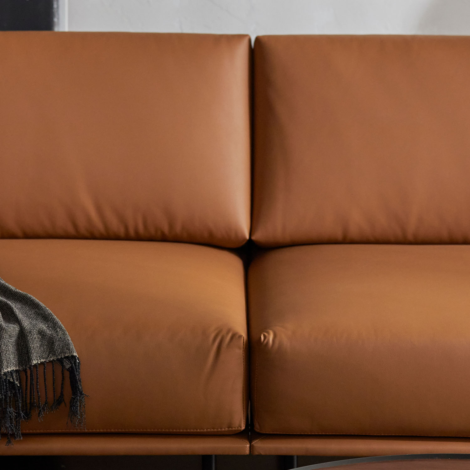 헤르짐머 폰드 모던 거실 인테리어 가죽소파 스툴미포함, 카멜브라운, 3인용