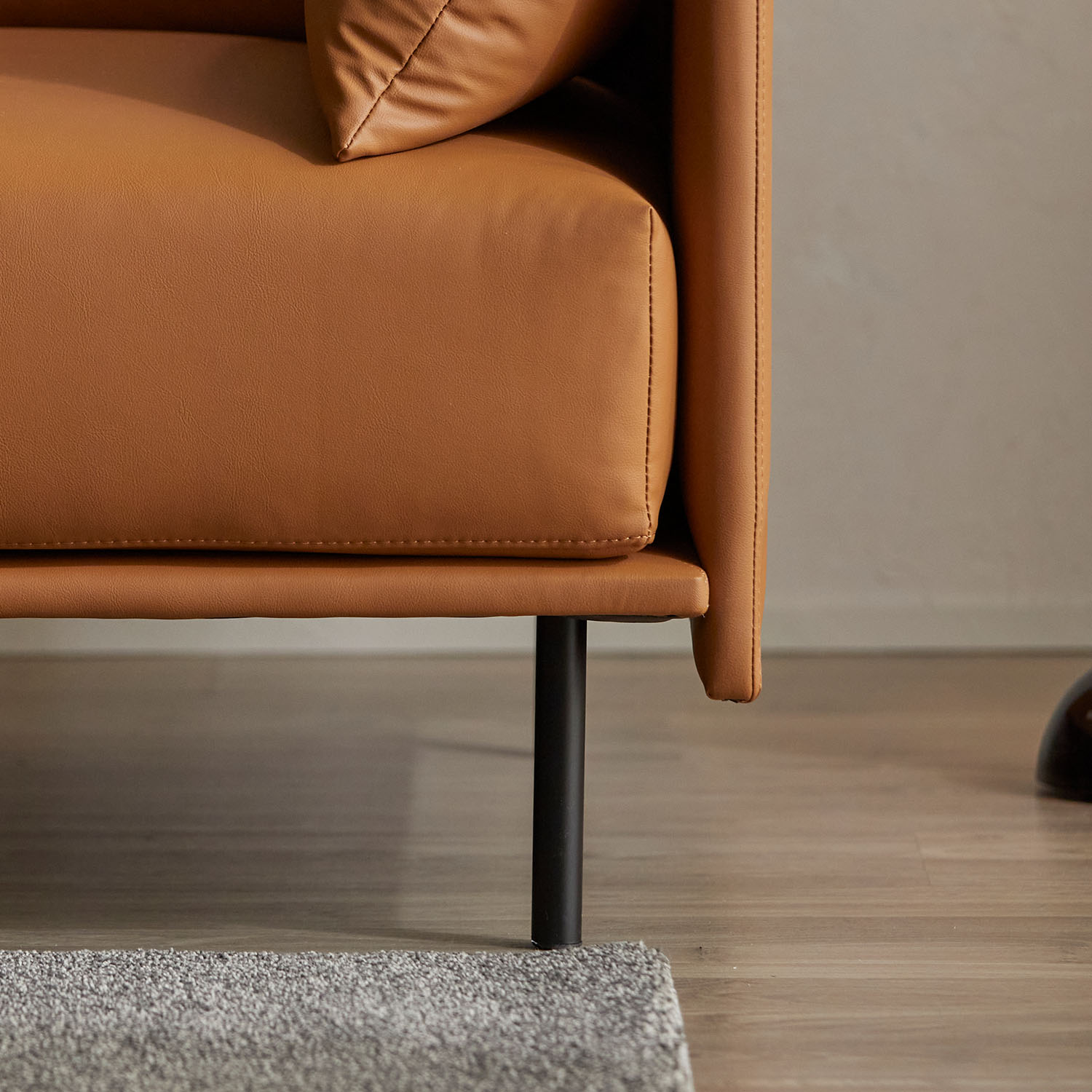 헤르짐머 폰드 모던 거실 인테리어 가죽소파 스툴미포함, 카멜브라운, 3인용