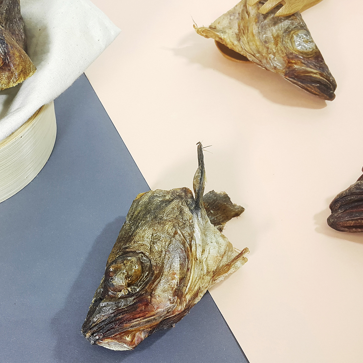 육수 잘 나는 황태 황태머리 북어머리 명태 1kg, 1개 - 상세 이미지 2