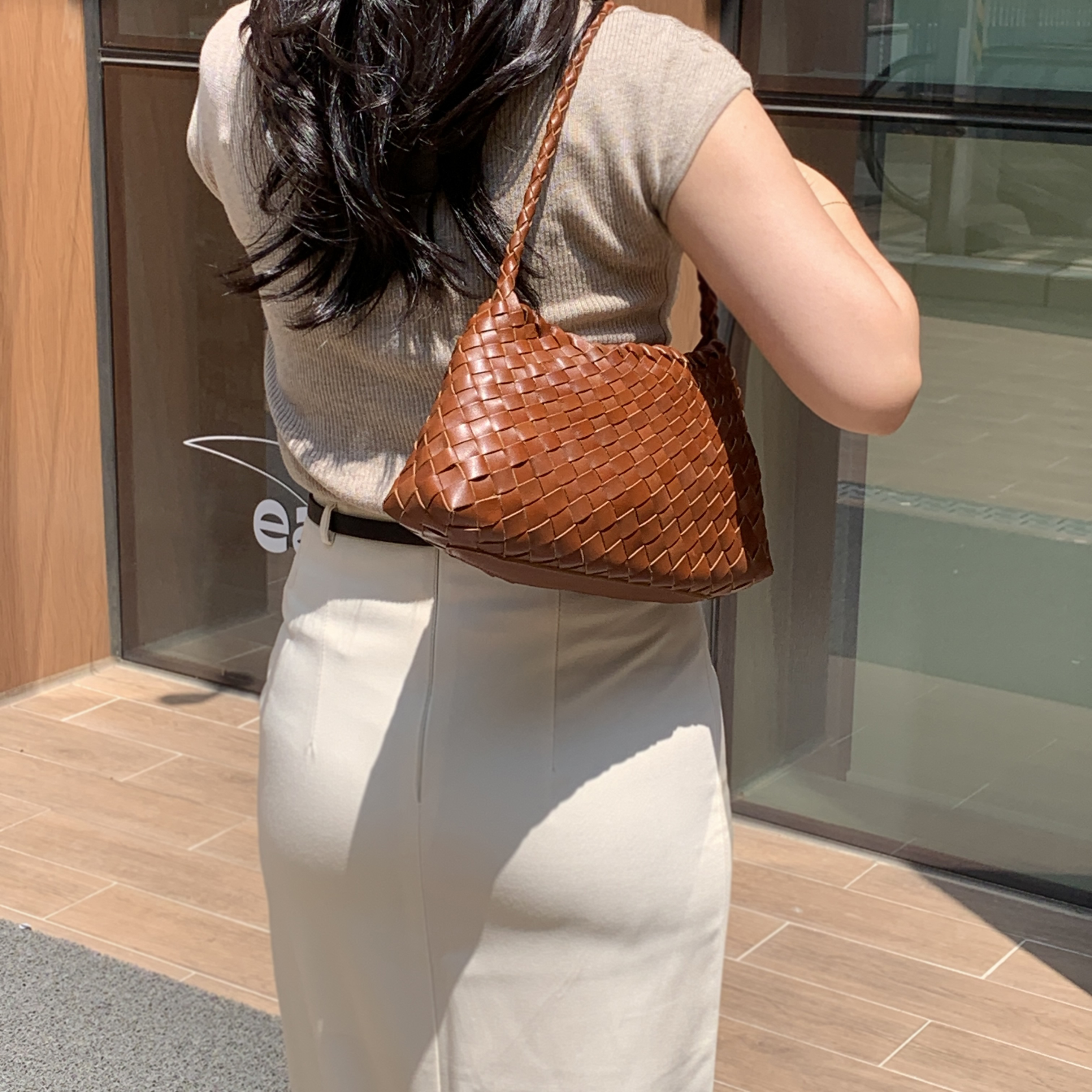 드래곤백 미니토트 소가죽라탄