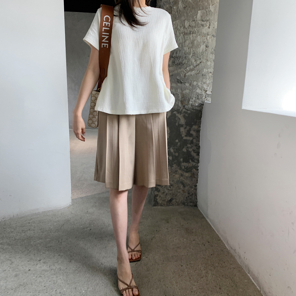 오르네 핀턱 버뮤다 하프 팬츠 - 상세 이미지 4