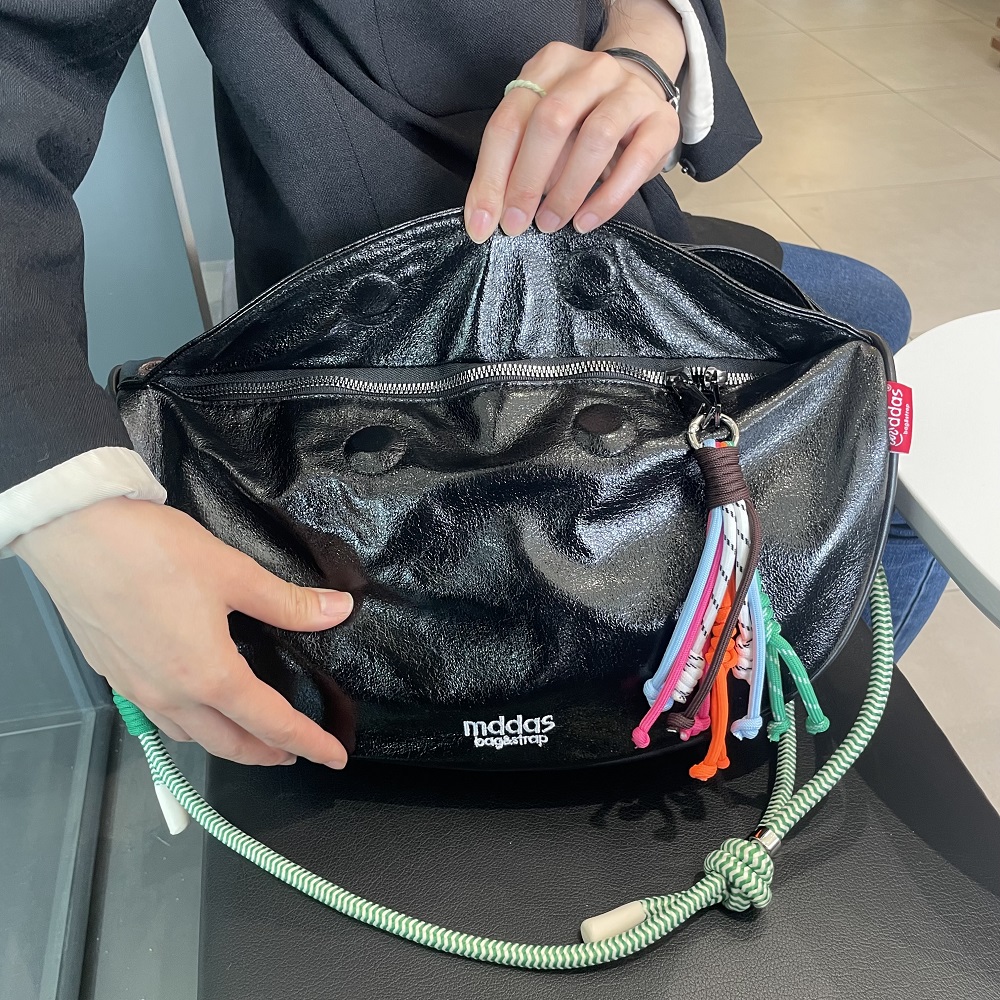 반달 여행용 크로스백 보부상 가벼운 유럽여행가방 슬링백 범백 크로와상  나일론 미니