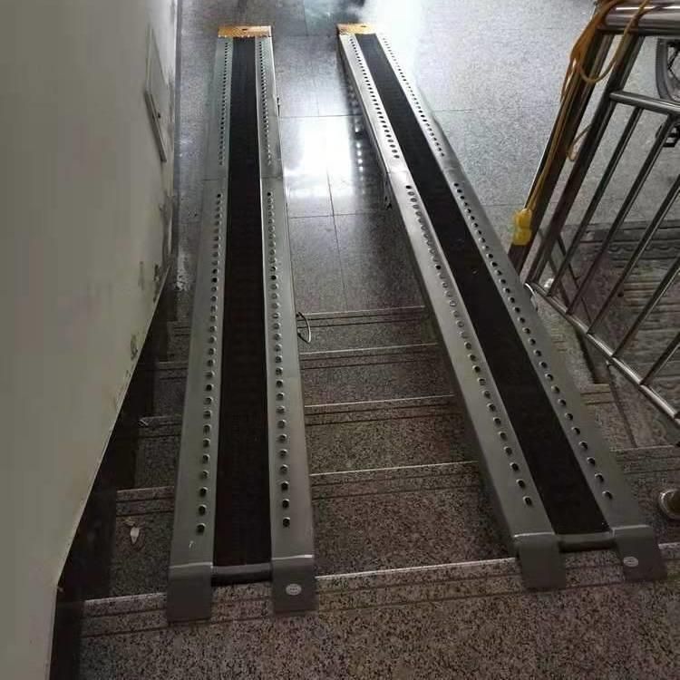 오토바이 경사로 진입판 자전거 휠체어 문턱 받침대 1m(너비25cm) 2개 - 상세 이미지 5
