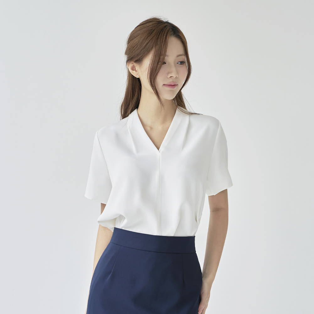 브이넥블라우스 루즈핏 차르르 가격 비교 더웨이나인 브이넥블라우스 루즈핏 차르르