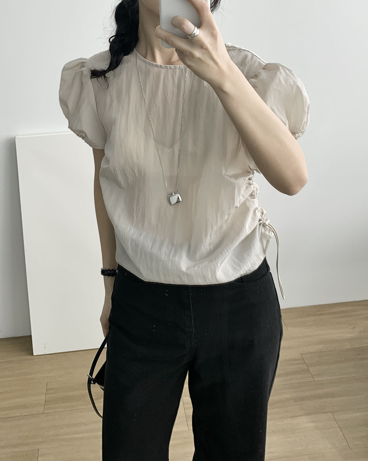 페이퍼블라우스 퍼프블라우스 주름블라우스 블라우스추천 스트링블라우스