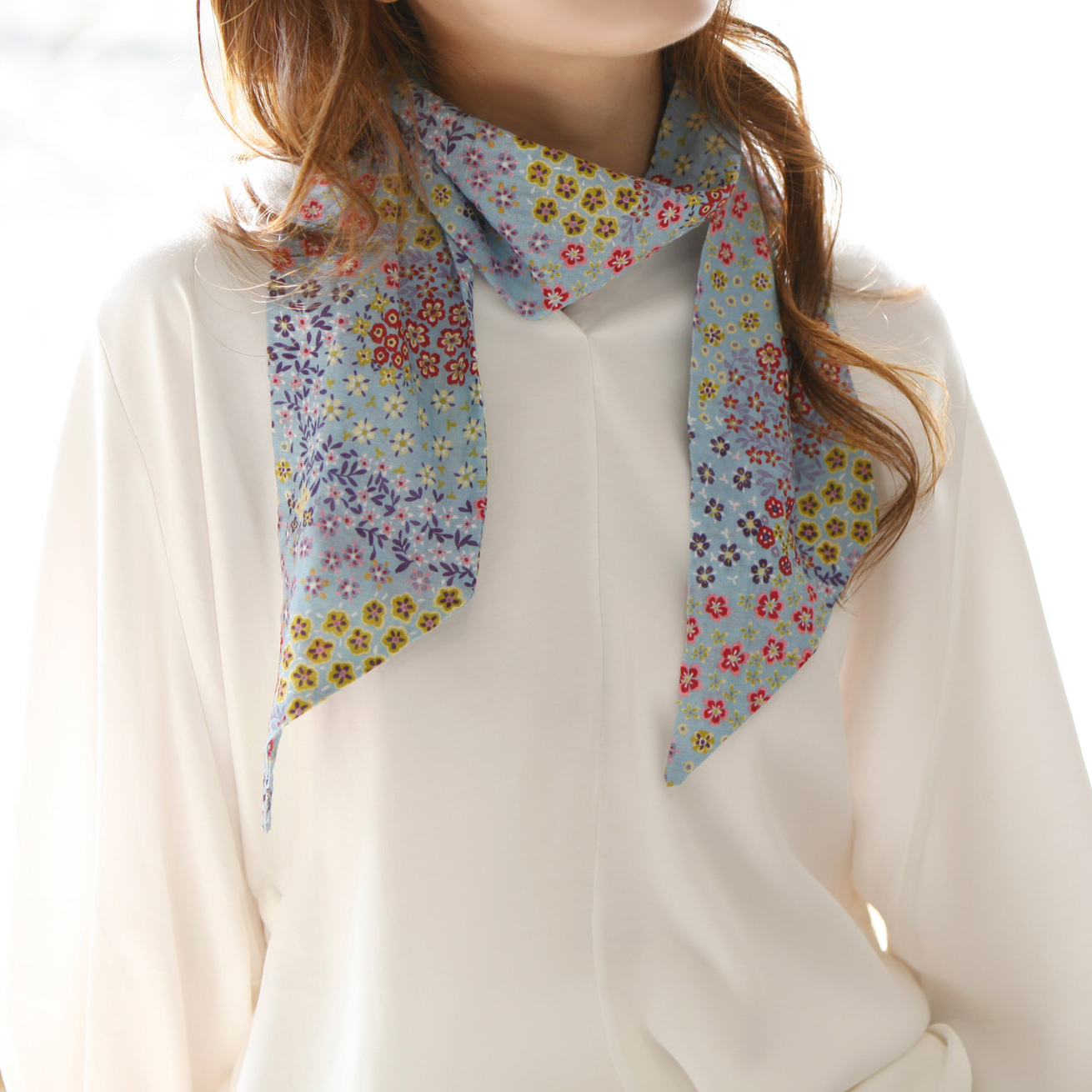 [가든/싱글팩] 남자여자 봄여름가을 면 쁘띠미니 목스카프 방도 반다나 간절기 꽃무늬 손수건