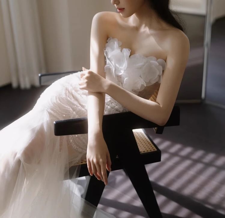 플라워 비즈 장식 머메이드 웨딩드레스 고급스러운 촬영 파티 이브닝드레스 - 상세 이미지 2
