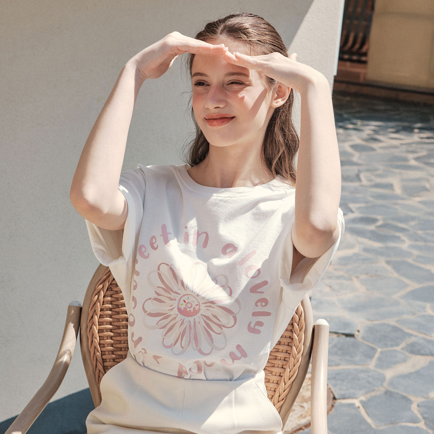 [제로스트릿][3컬러] 플라워 도넛 반팔 티셔츠 FLOWER DONUT SHORT SLEEVE T-SHIRT - 상세 이미지 5