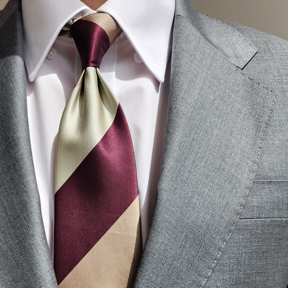 제임스핏 레지멘탈 잉글랜드 스트라이프 와인 베이지 남자 정장 넥타이