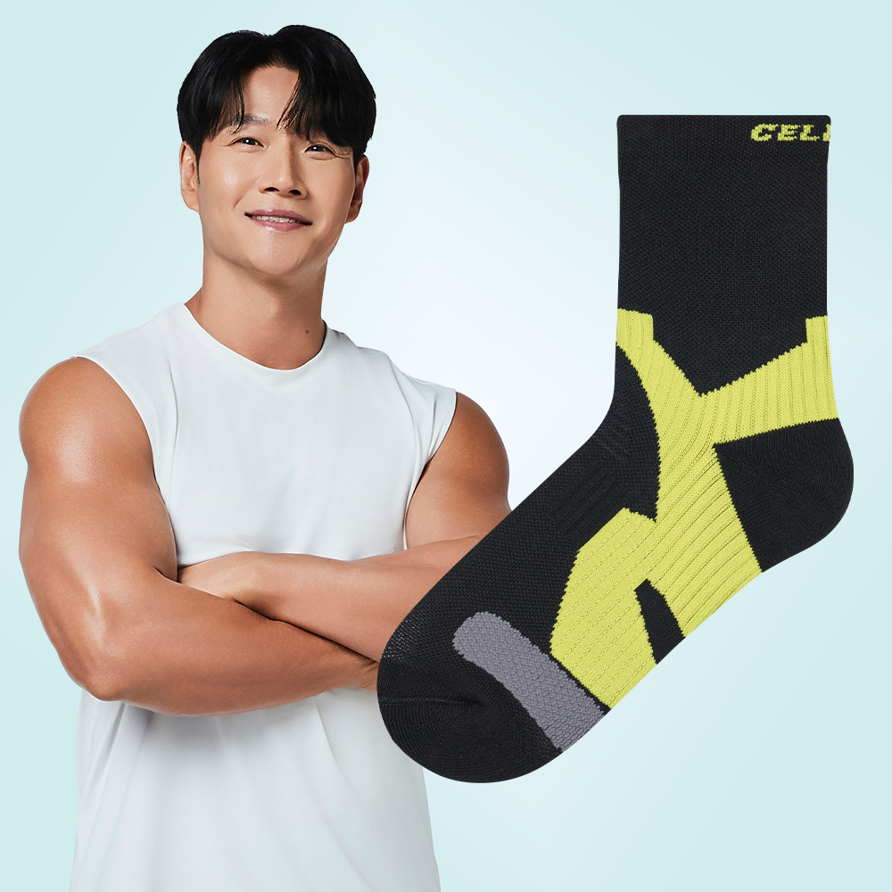 [셀버린 테이핑 양말 여자 중목] 발목보호대 크로스핏 마라톤 러닝양말 발목테이핑 블랙 - 상품 이미지
