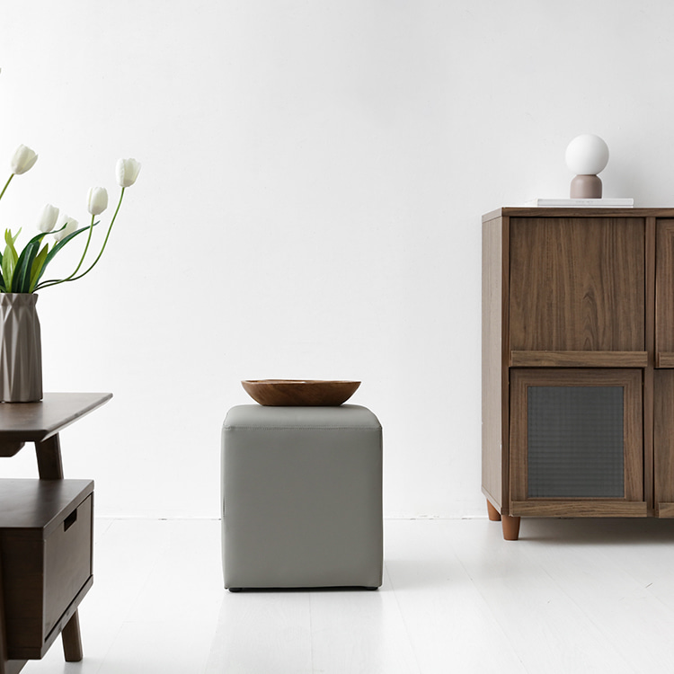 앰보 사각스툴 밀크 5120.4424