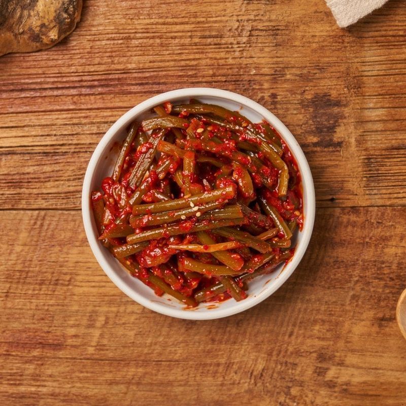 [엠마홈] 밥도둑반찬 마늘쫑무침 250g, 국내제조 - 상세 이미지 3