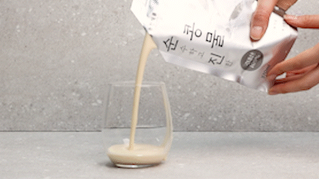 맷돌로 갈아만든 100% 국내산 콩물 백태/우뭇가사리/ 콩물파우치 500ml 1000ml 이미지 6