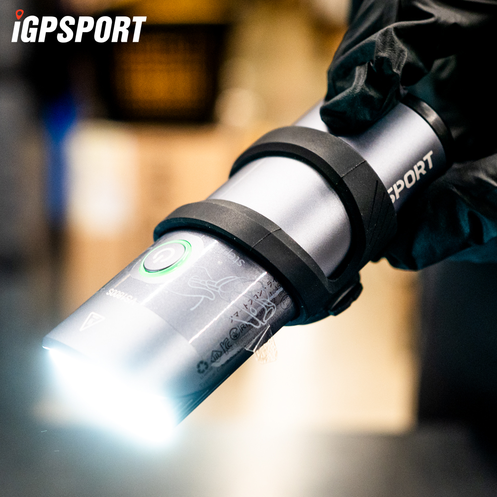 iGPSPORT VS1800s 스마트 자전거라이트 전조등 1800루멘 6700mAh - 상품 이미지