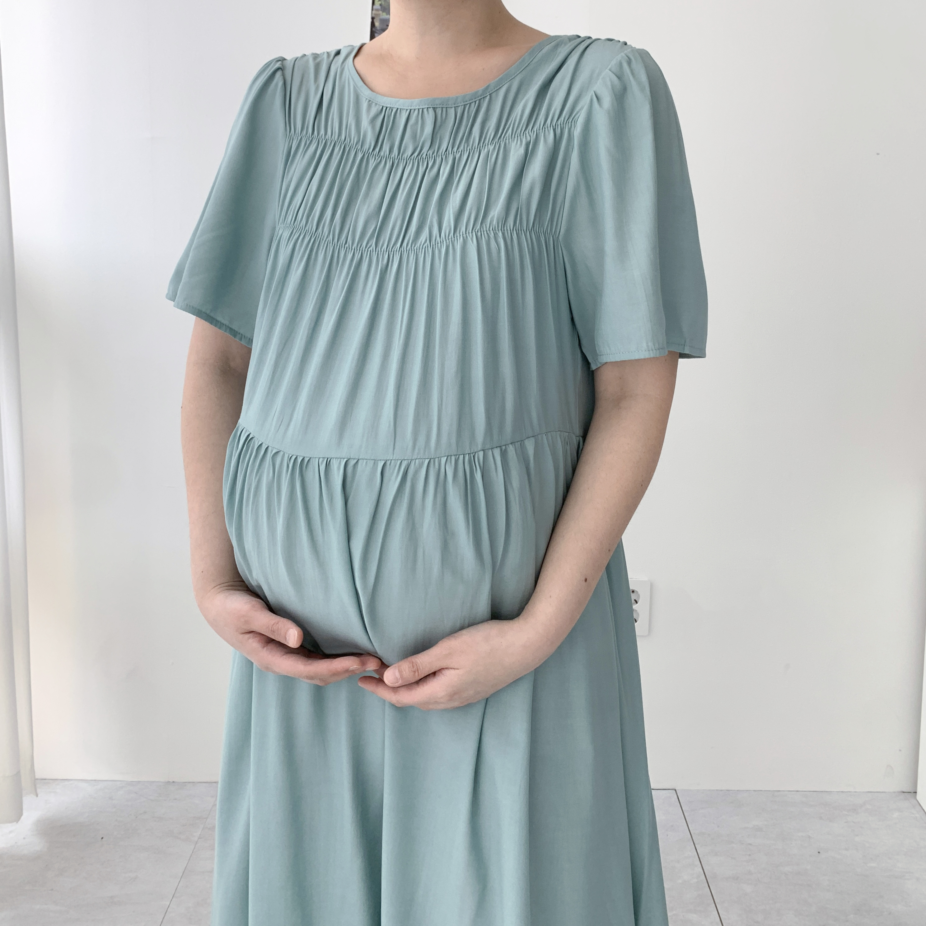 임산부여름하객룩 임산부원피스 산모복 셔링원피스 - 메인 이미지