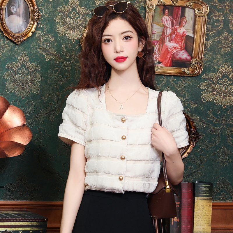 봄 여름 스퀘어넥 반팔 블라우스 크롭 엠보싱주름 여성 데일리룩 오피스룩 정장룩 아이보리 - 상세 이미지 2