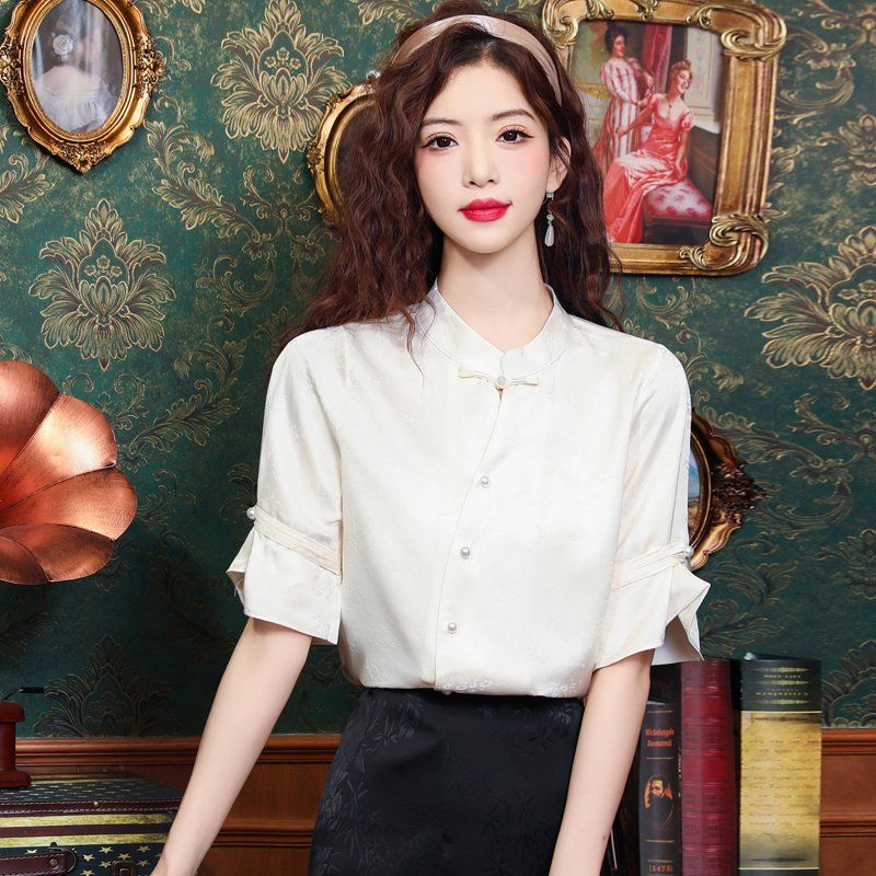 봄 여름 차이나카라 퍼프소매 블라우스 매듭단추 자카드 정장룩 오피스룩 데일리룩 아이보리 - 상세 이미지 4