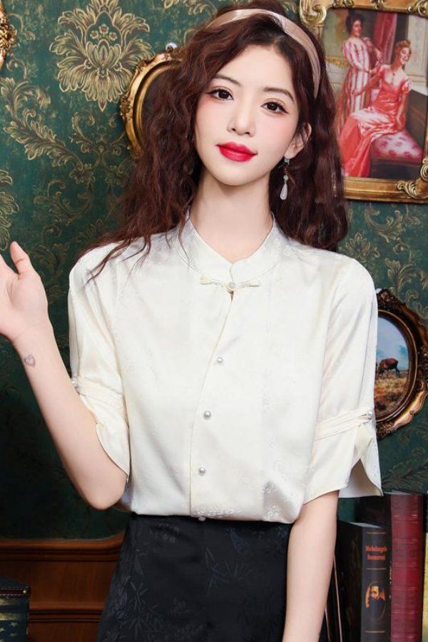 봄 여름 차이나카라 퍼프소매 블라우스 매듭단추 자카드 정장룩 오피스룩 데일리룩 아이보리 - 상세 이미지 5