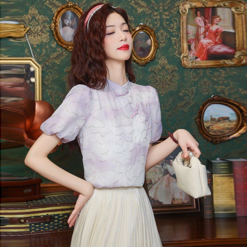 봄 여름 여성 스트레이트핏 매듭단추 퍼프소매 반짝이 블라우스 빅사이즈 라벤더마블 - 상세 이미지 4