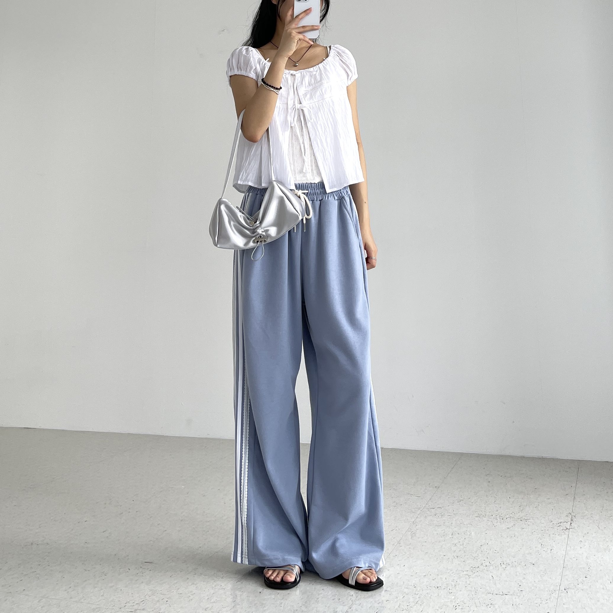 밴딩와이드팬츠 여성 봄 여름 루즈핏 여자 트레이닝 통 일자 고무줄 바지 핀터레이스 트랙팬츠 - 상세 이미지 4