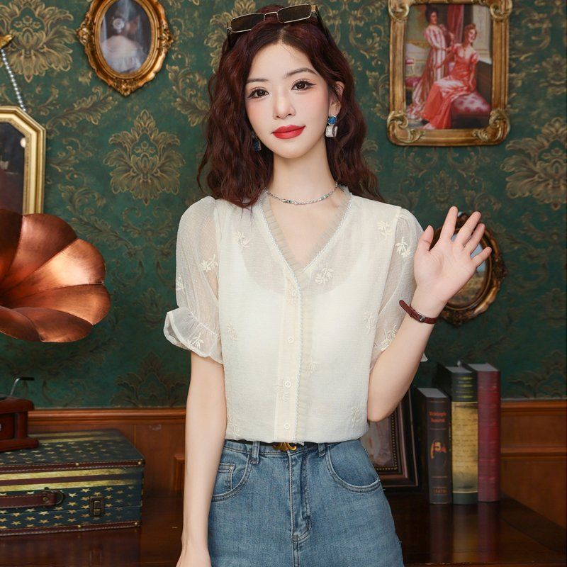 봄 여름 여성 스트레이트핏 브이넥 프릴 시스루 반팔 블라우스 빅사이즈 아이보리 - 상세 이미지 3