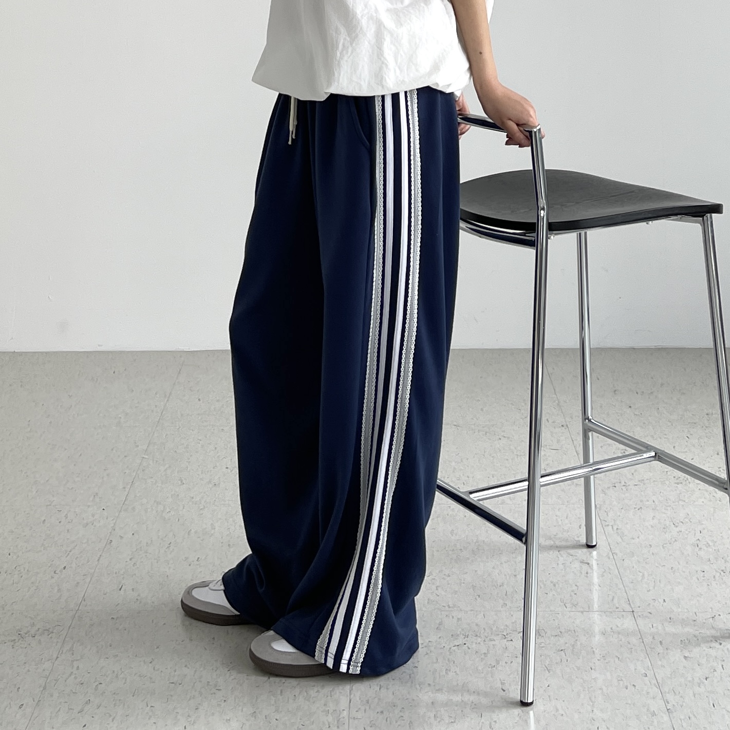 밴딩와이드팬츠 여성 봄 여름 루즈핏 여자 트레이닝 통 일자 고무줄 바지 핀터레이스 트랙팬츠 - 상세 이미지 5