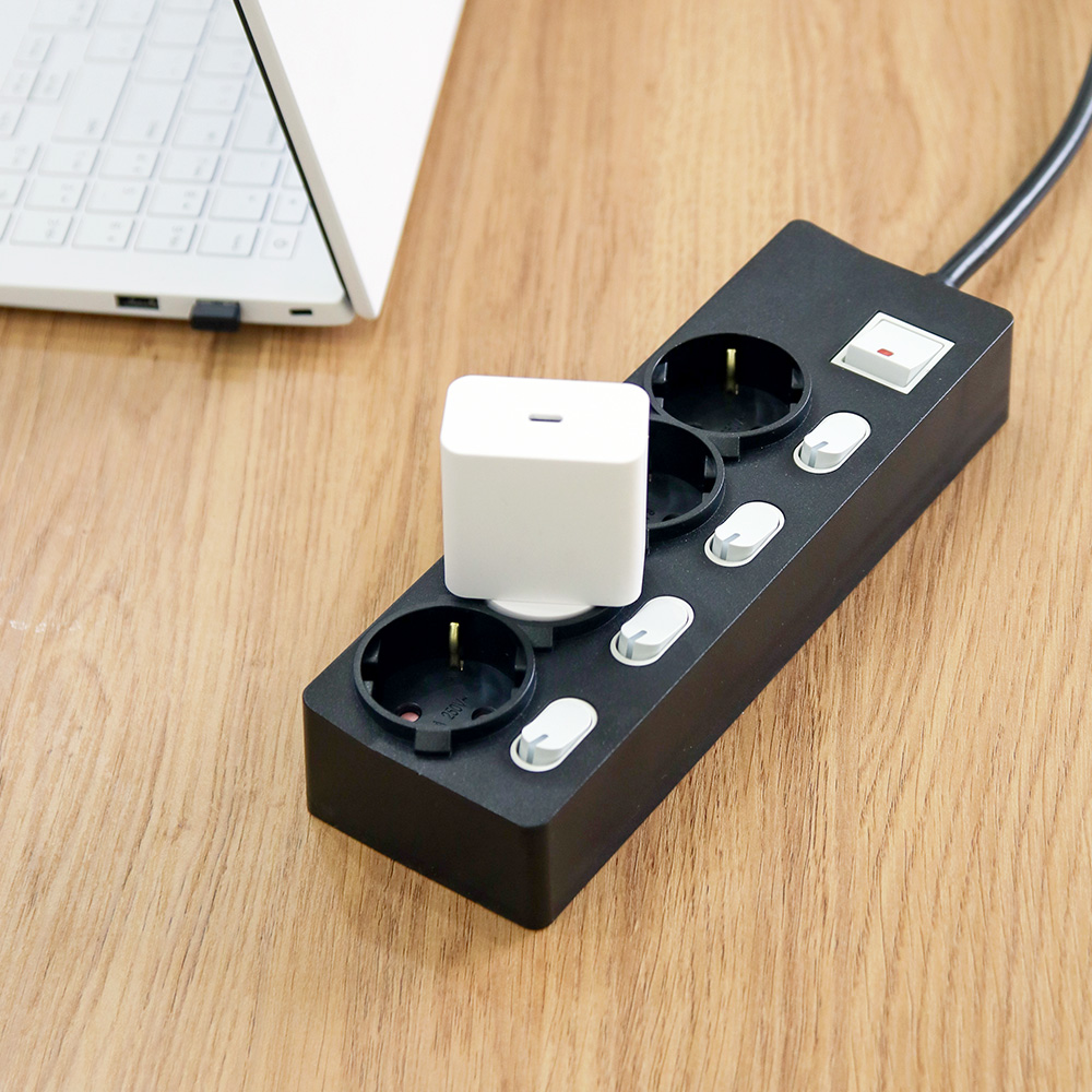 아이정 국산 멀티탭 화재 안전 접지 난연소재 16A 메인 개별 4구 1.5M 멀티 콘센트