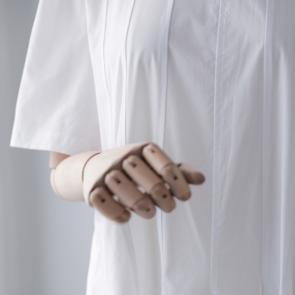 클로라 핀턱 플리츠 퍼프 셔링 A라인 플레어 롱 원피스 - 상세 이미지 4