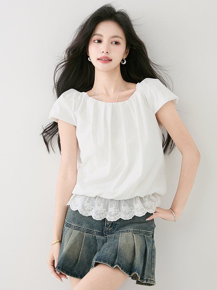 여성 여름 스퀘어넥 퍼프 반팔 블라우스 레이스 밑단 셔링 루즈핏 데일리룩 캐주얼룩 아이보리 - 상세 이미지 2