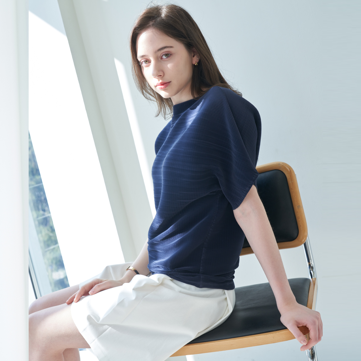 Lipbbam 립밤 AIR UV 플리츠 블라우스 탑 LTS009 블랙네이비NVP, PLUS(77-88) - 상세 이미지 2