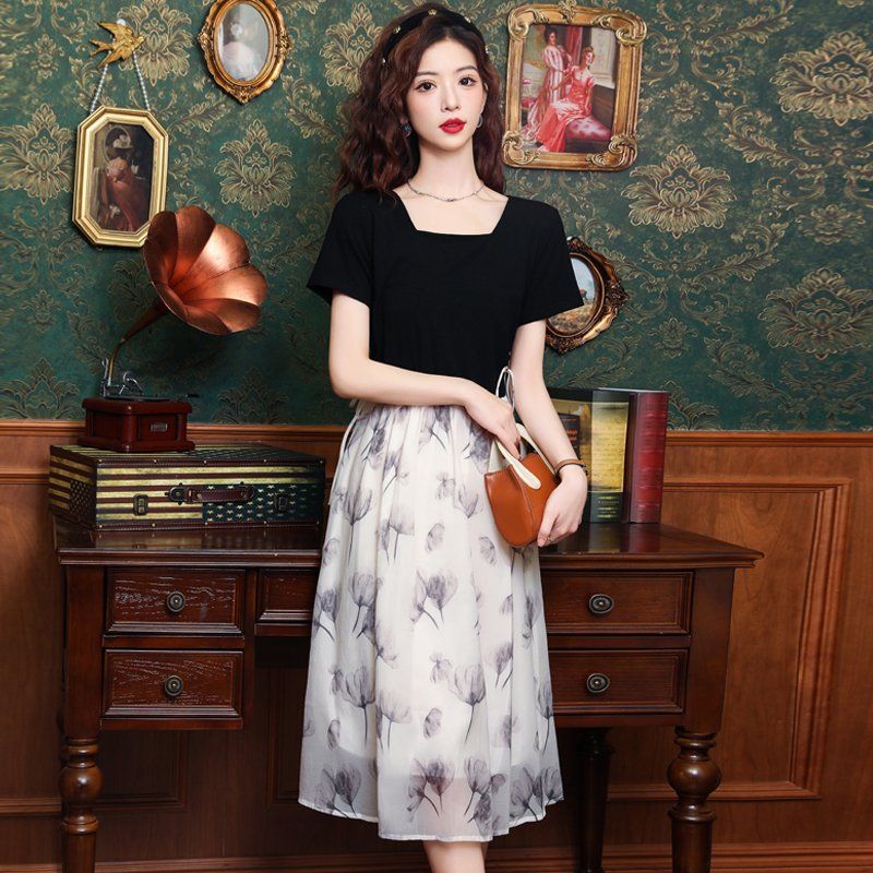 봄 여름 여성 A라인 스퀘어넥 플라워프린트 배색 반팔 롱원피스 우아한 데일리룩 블랙 - 상세 이미지 2