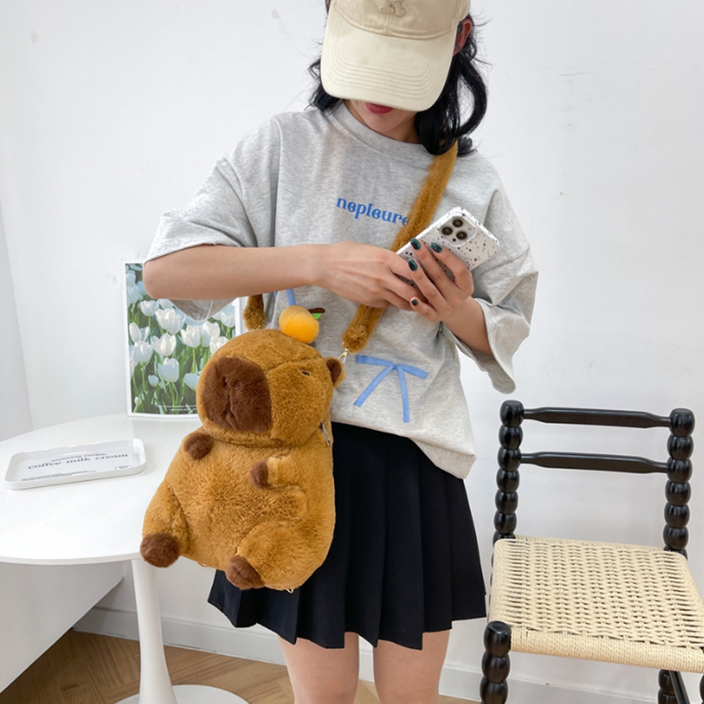 카피바라 인형 가방 백 크로스백 귤 귀여운 백팩 배낭 캐피바라 굿즈 놀이동산 놀이공원 템 - 상품 이미지