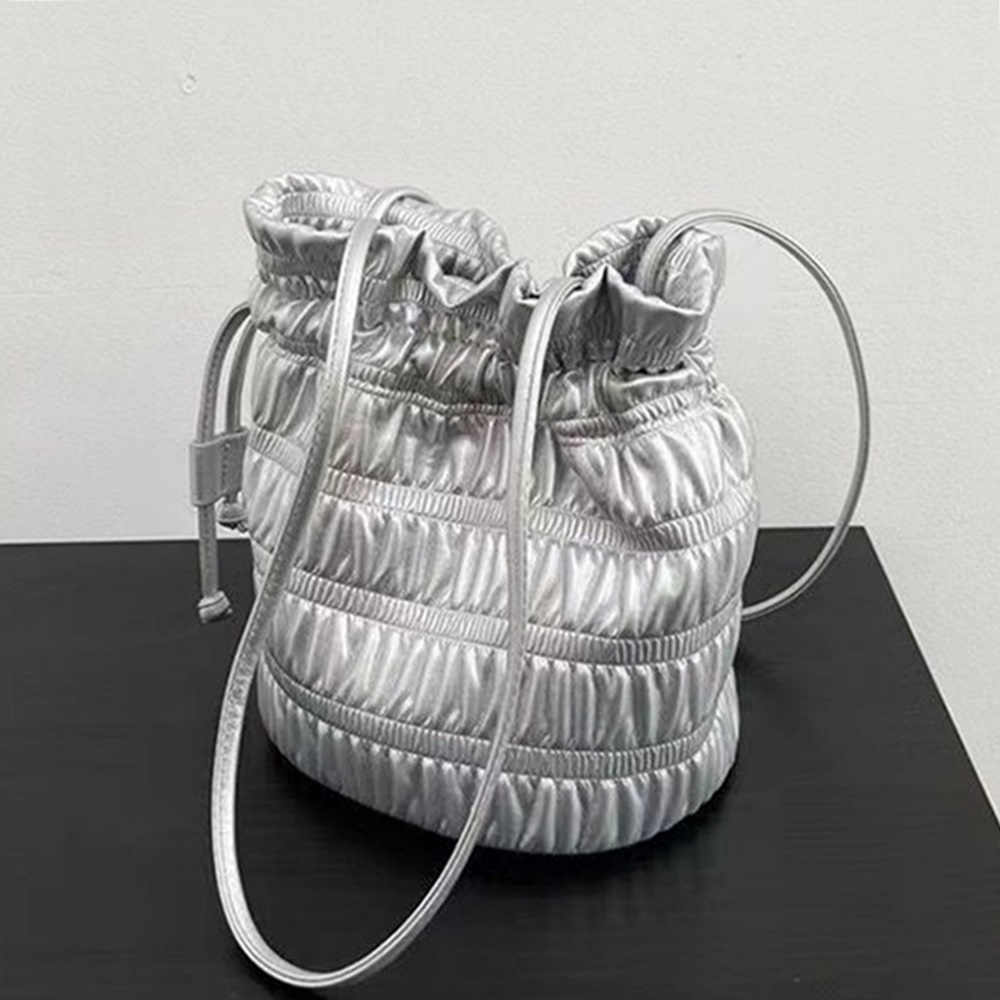 박대표마켓 복조리백 미니 주름 실버백 여성 숄더 버킷백 복주머니 데일리 가방 - 상품 이미지